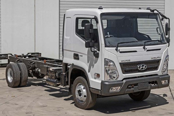 Hyundai EX4/6 Chassis